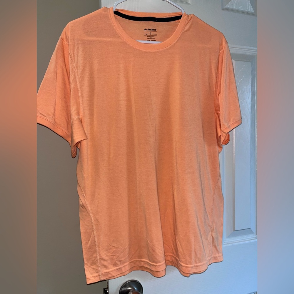 Brooks Men's Orange T-Shirt
